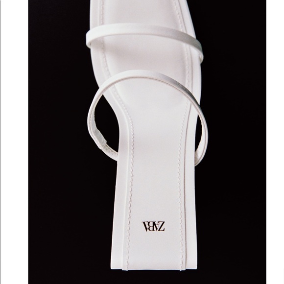 RARE Zara Minimalist Strappy Leather Heeled Sandal - Picture 7 of 16